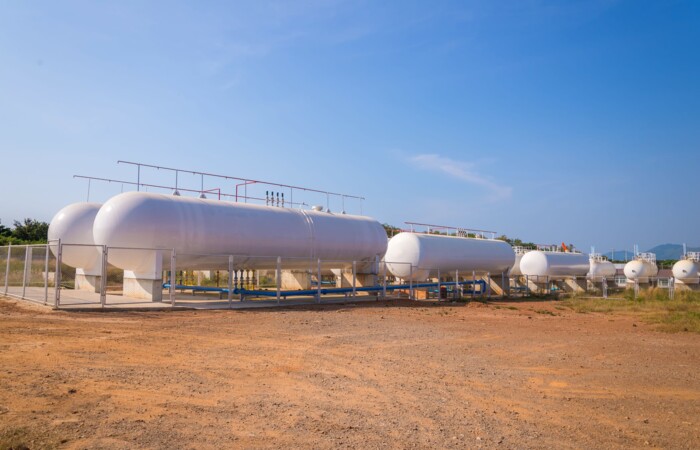 Erdgasspeicher in Industrieanlage