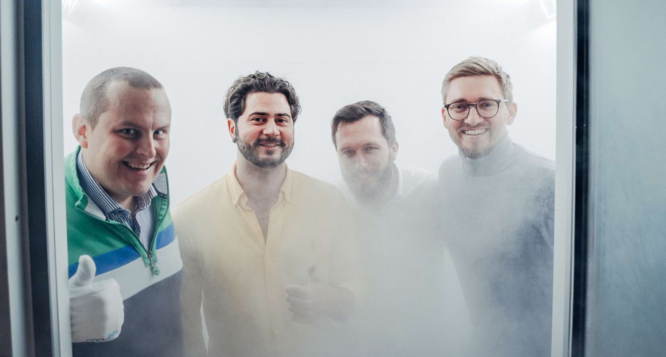 Team in einer K&auml;ltekammer